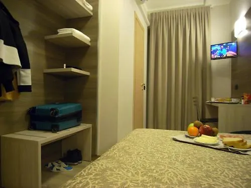 Hotel Siena Милан Италия