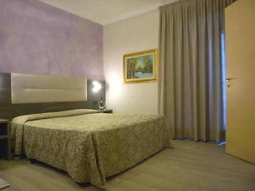 Hotel Siena Milan